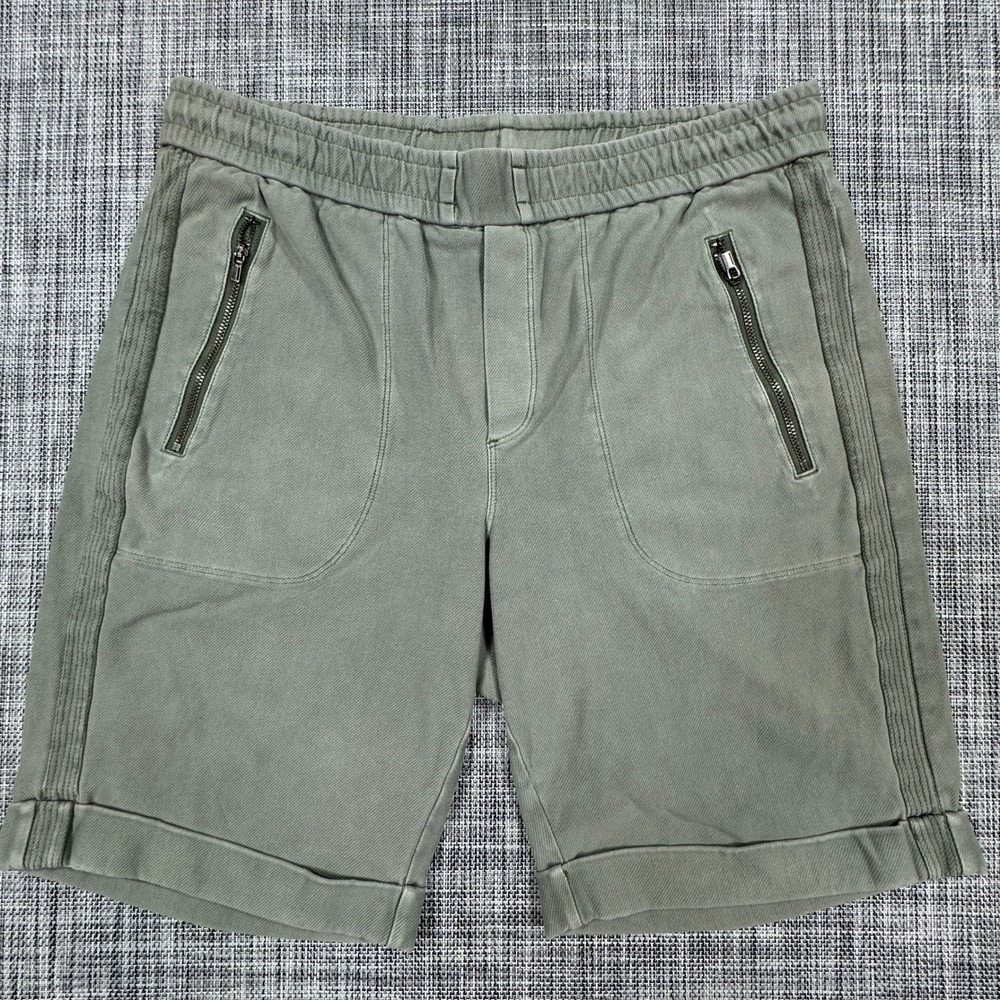 Athleta Farallon Bermuda Shorts Womens 8 Green Stretch Cotton Cuffed Zip Pockets